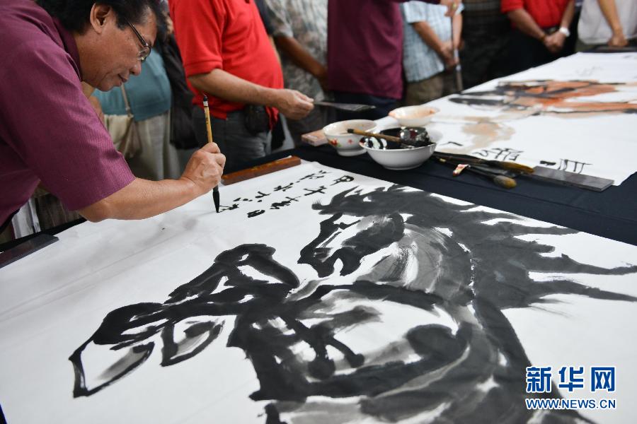 （国际）（2）马来西亚&ldquo;春暖人间，家家贴春联&rdquo;书法迎新春