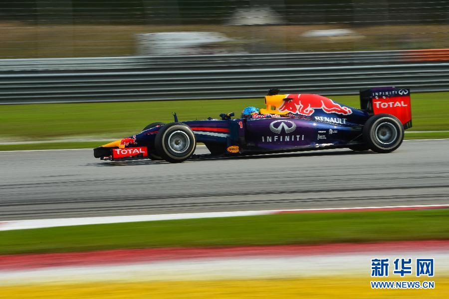 （体育）（9）赛车&mdash;&mdash;F1马来西亚站：汉密尔顿夺冠