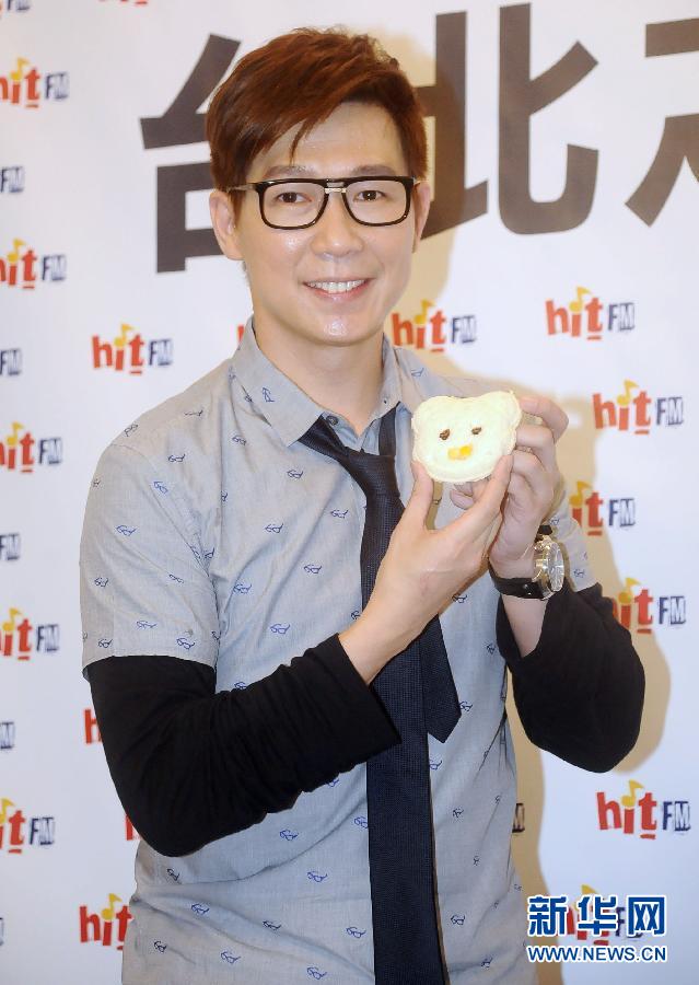 #（晚报）（2）马来西亚歌手品冠台北宣传新专辑《随时都在》