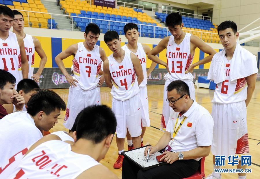 （体育）（3）篮球——亚洲U18青年篮球锦标赛：中国大胜马来西亚