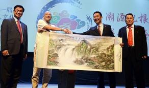 大马31届华人文化节旅游部长代表首相拨款30万