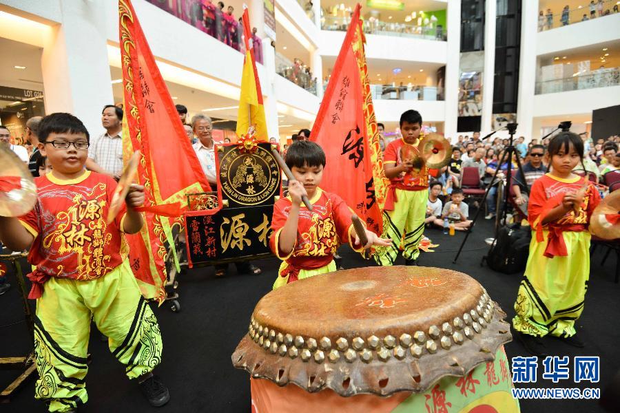 （晚报）（3）“百狮盛会”舞狮文化大汇演在马来西亚举行