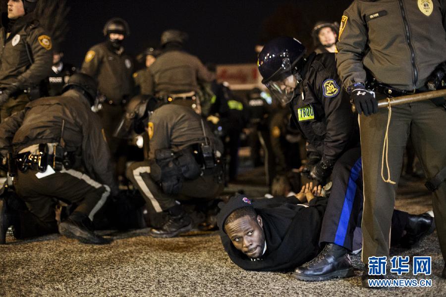 (国际·图文互动)(7)新华社评出2014年国际十大新闻