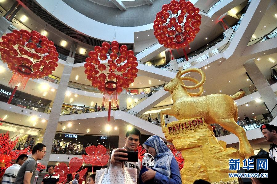 马来西亚：装饰一新迎春节(高清组图)