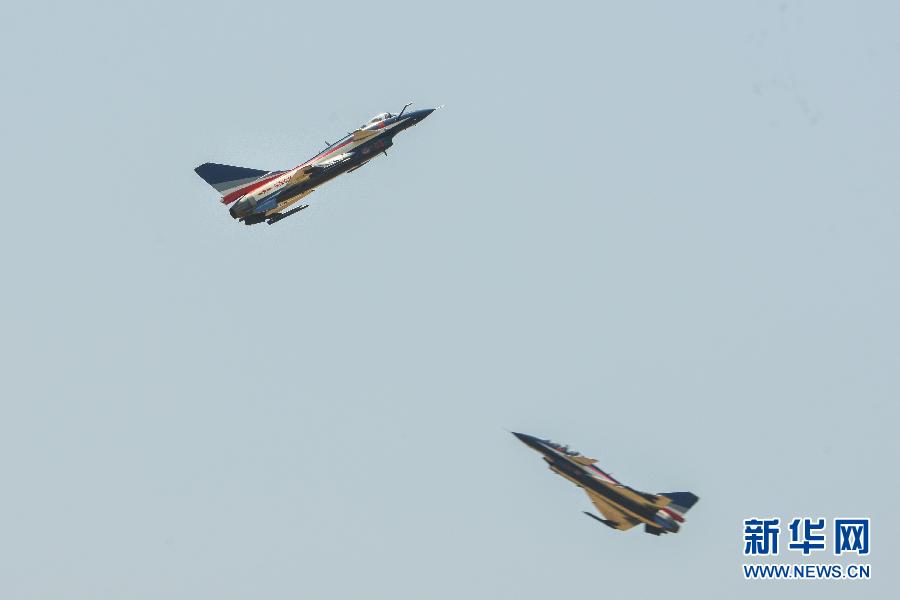（国际）（5）中国空军八一飞行表演队在马来西亚进行飞行表演