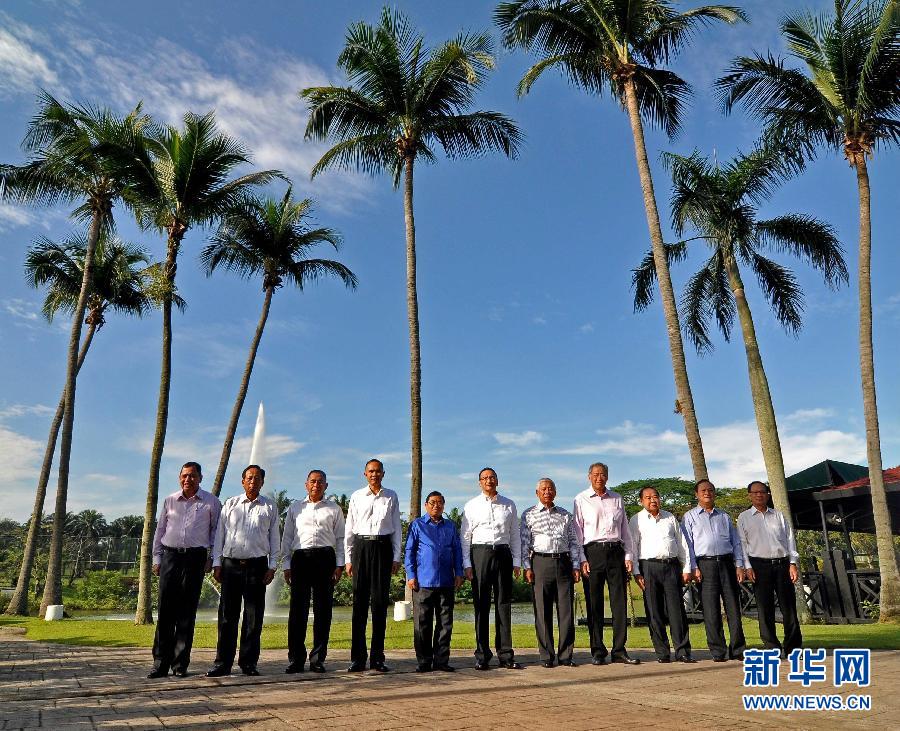 （XHDW）（1）东盟防长会议在马来西亚举行