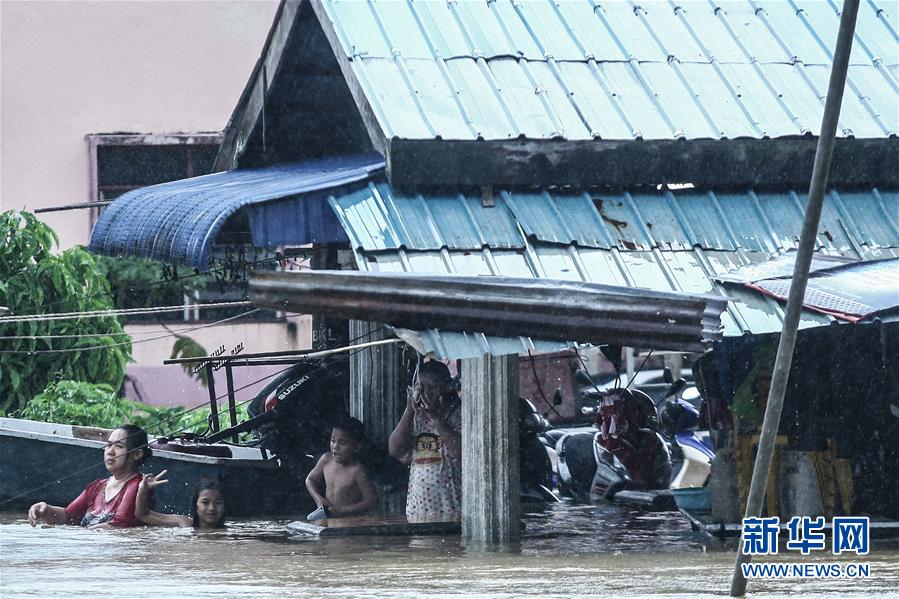 （外代一线）（2）马来西亚北部边境洪水泛滥