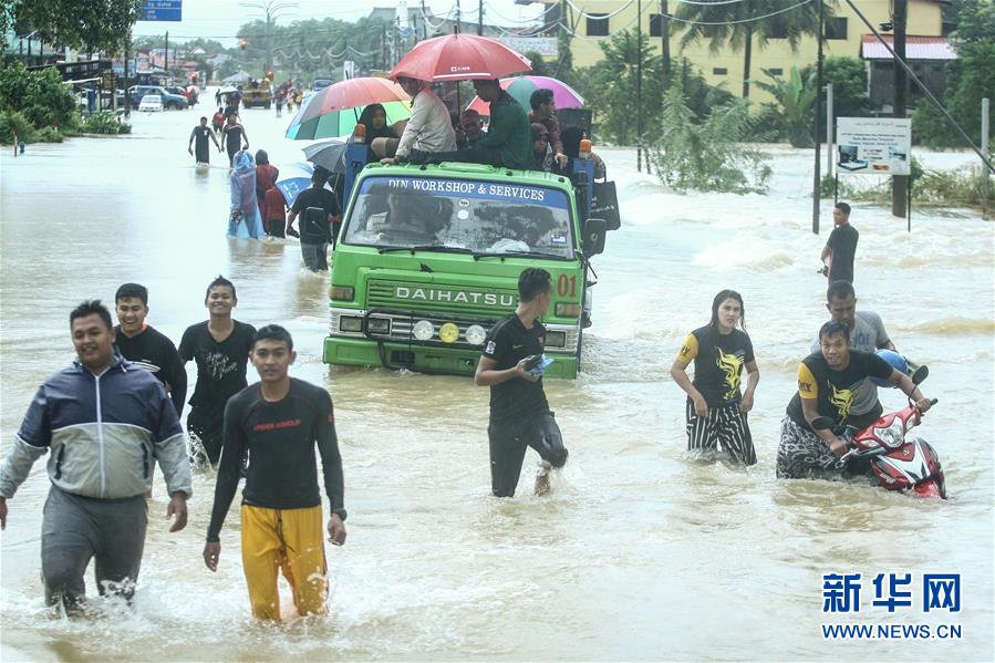 （外代一线）（3）马来西亚北部边境洪水泛滥