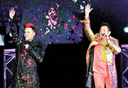 左麟右李马来西亚演唱会60首歌High翻歌迷